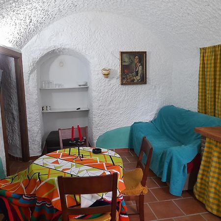בית הארחה Benalúa de Guadix 	Cuevas La Chumbera מראה חיצוני תמונה