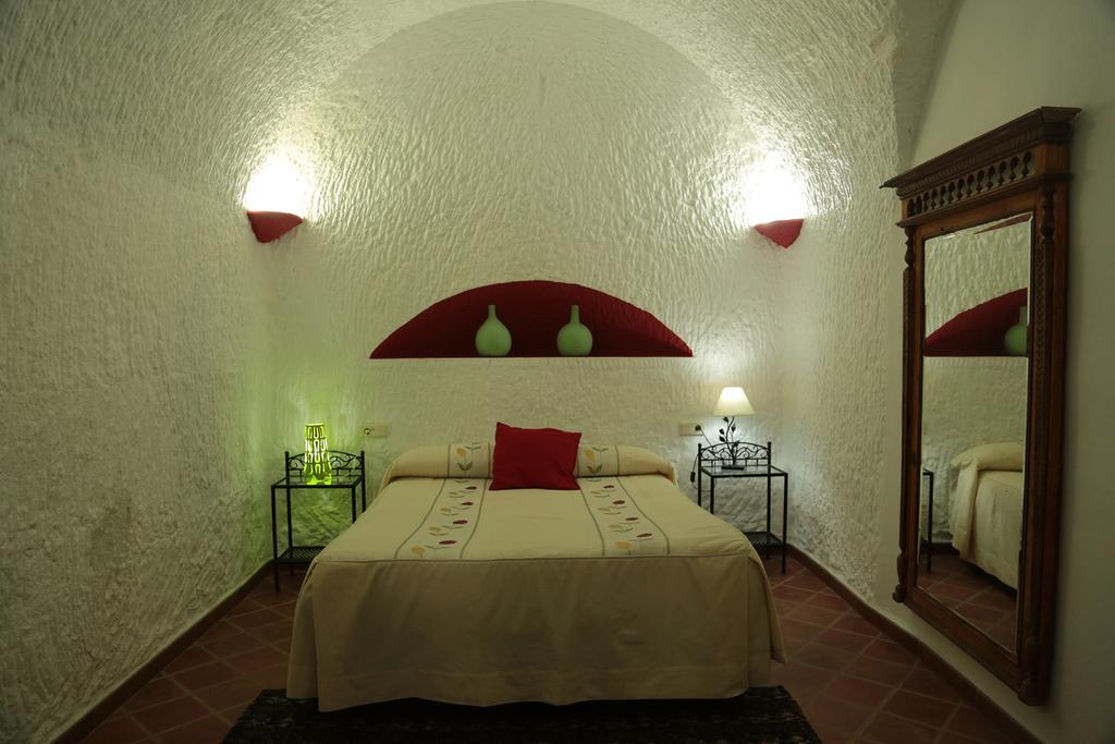 בית הארחה Benalúa de Guadix 	Cuevas La Chumbera מראה חיצוני תמונה